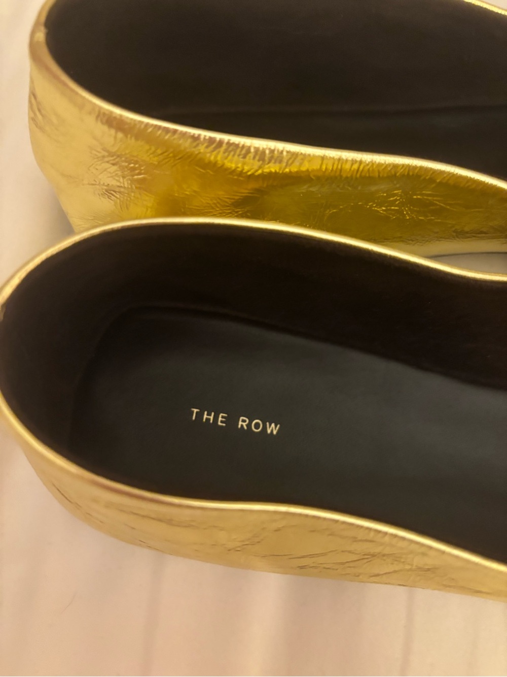 The Row - Metallic Gold Women's Ballet Flats - Sleek Slip-On Style - Picture 3 of 3